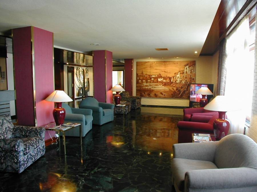 ברבסטרו Hotel Rey Sancho Ramirez מראה פנימי תמונה